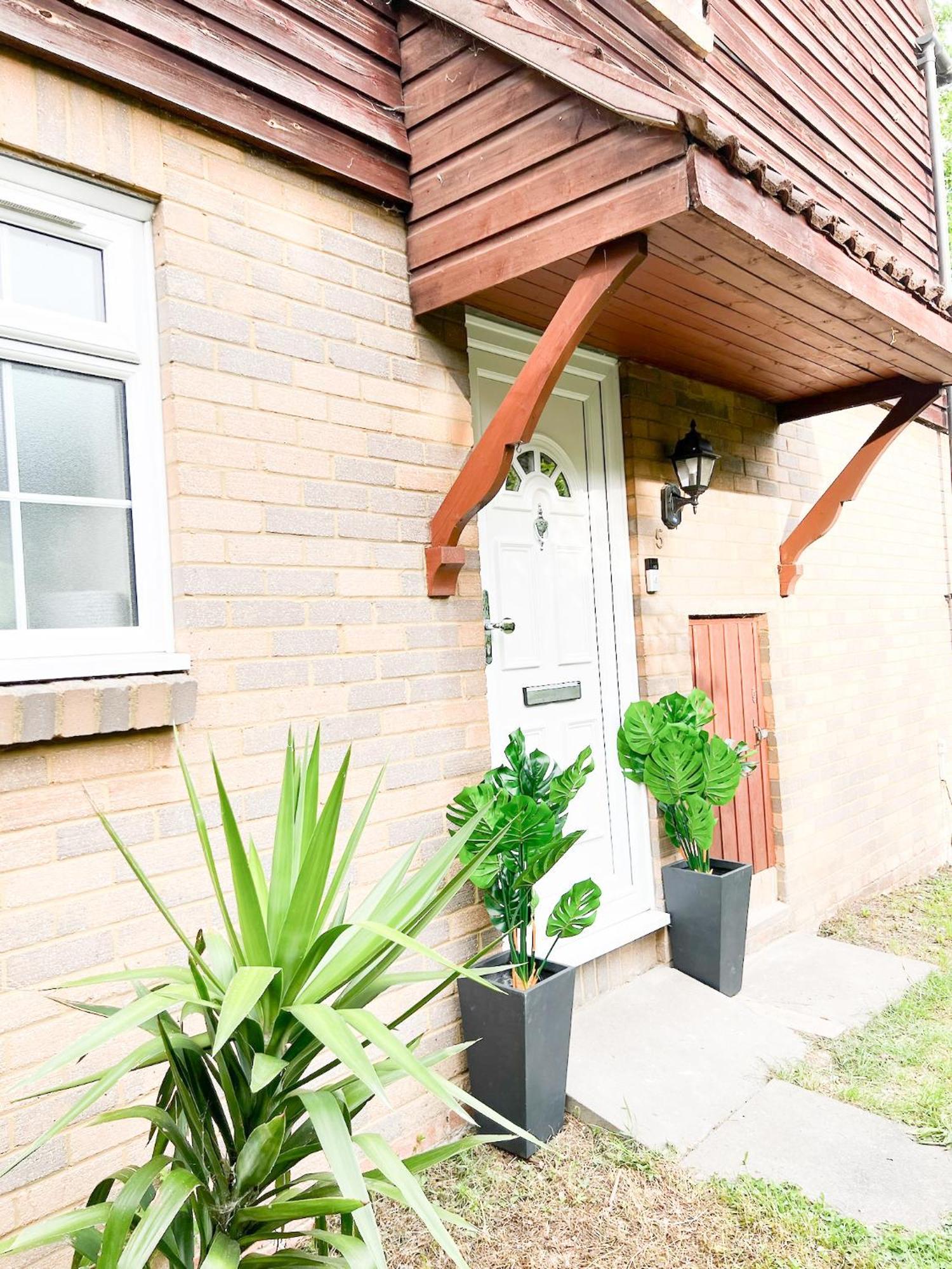 Beautiful Apartment In Beckton With Private Entrance And Garden Londyn Zewnętrze zdjęcie